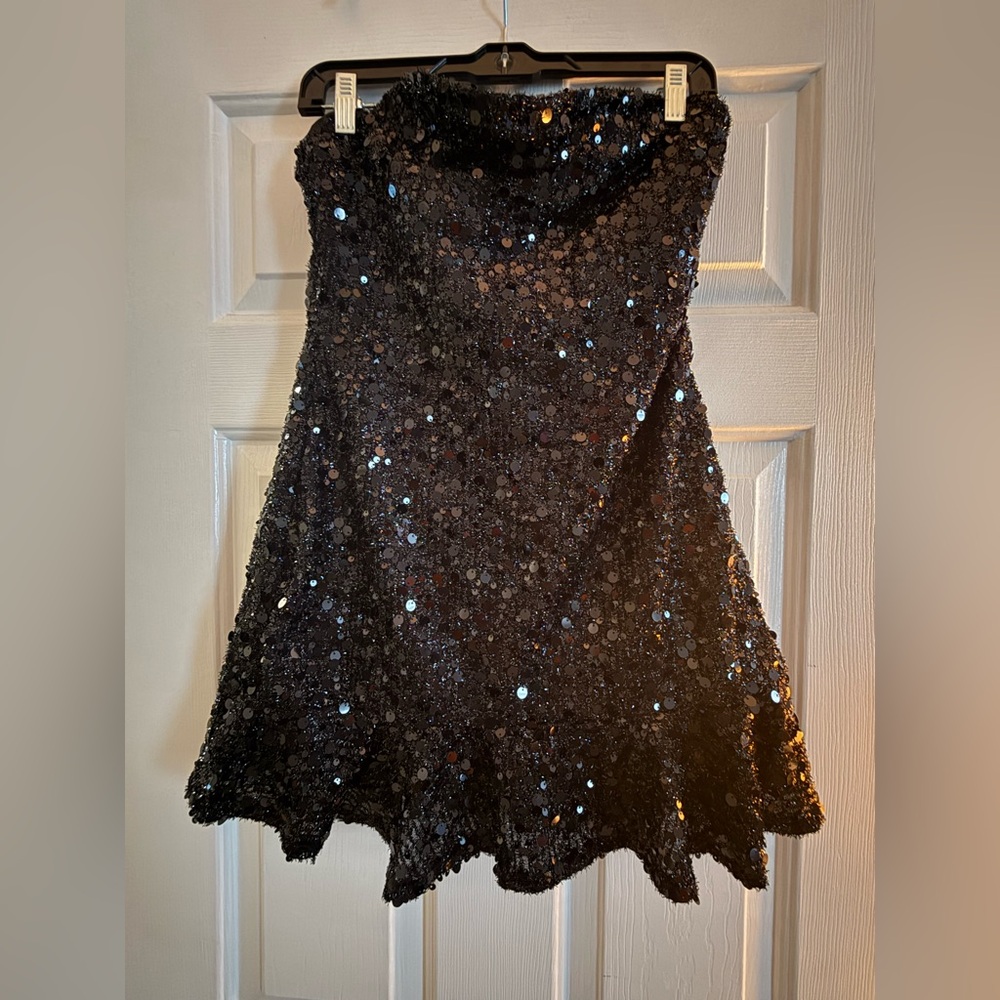 Forever 21 Sequined Black Dress - Large